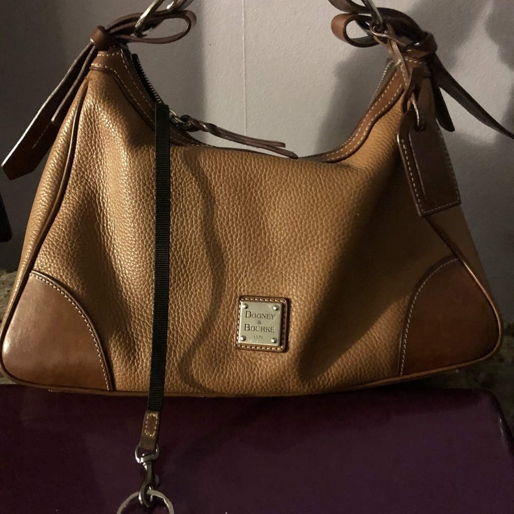 Dooney & Bourke pocket book - Picture 6 of 6